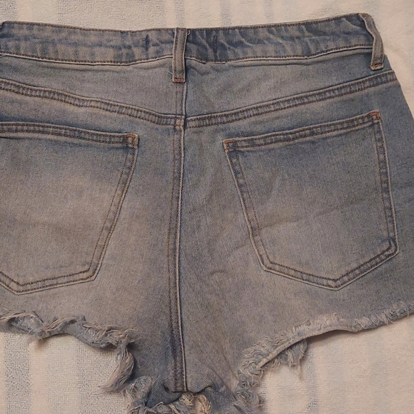 Indigo Rising shorts - Picture 2 of 3